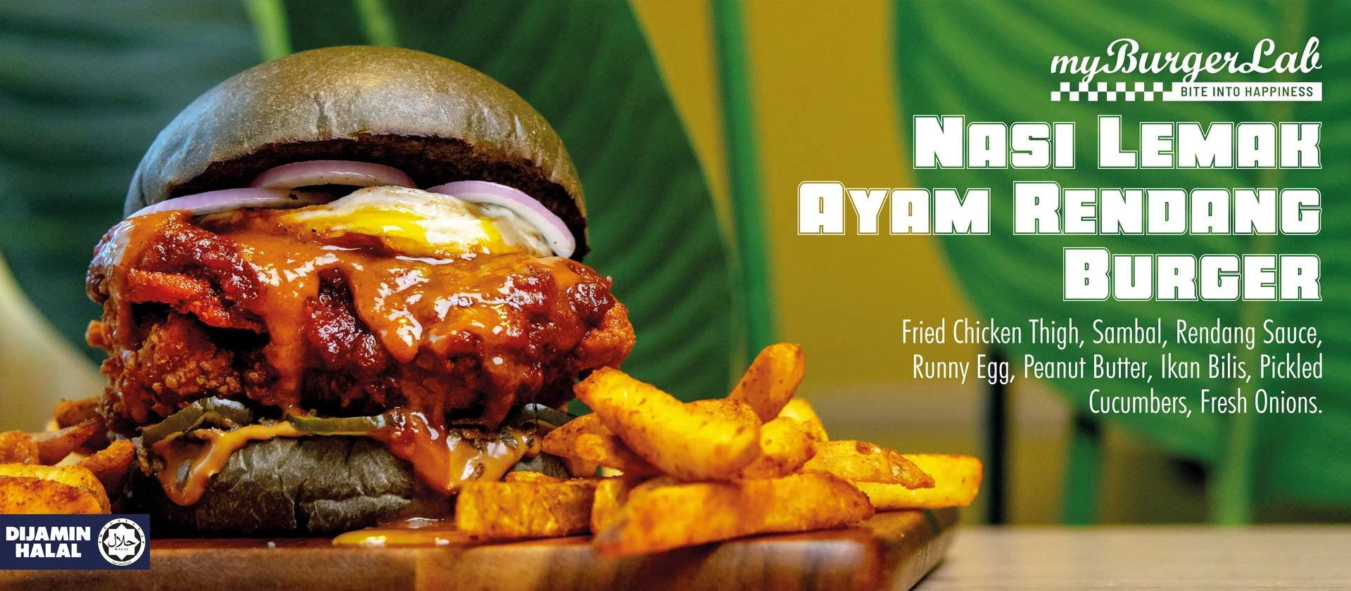 Nasi Lemak Ayam Rendang Burger