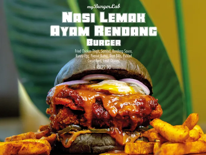 Nasi Lemak Ayam Rendang Burger